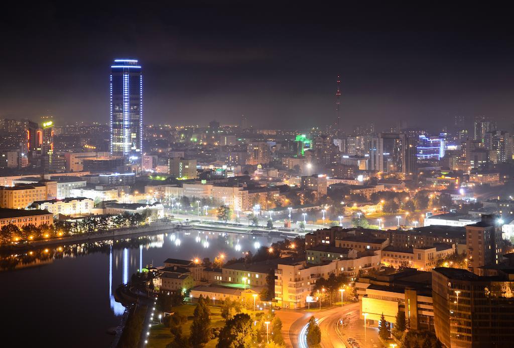 Vysotsky Hotel JJekaterinburg Exteriör bild